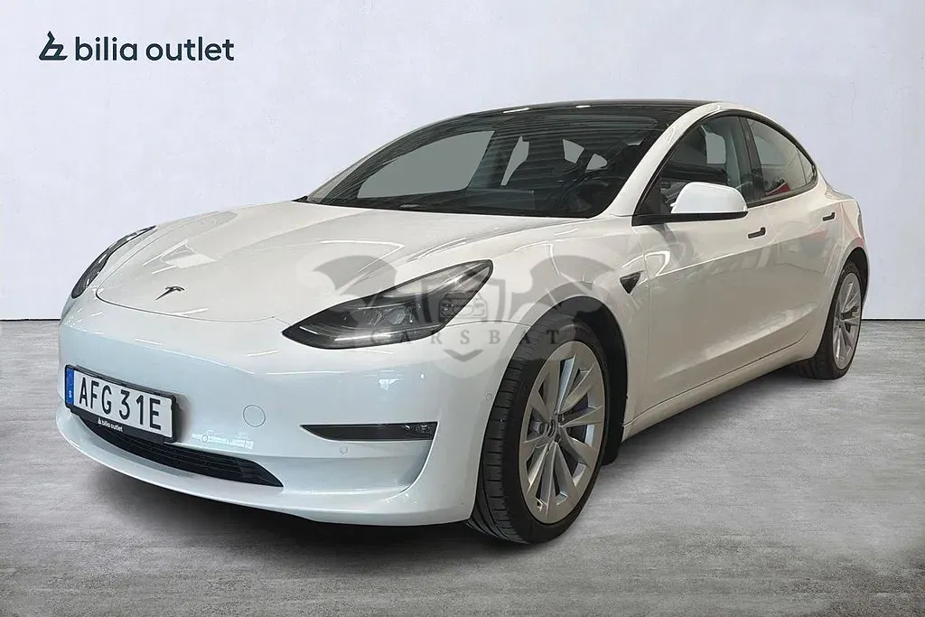 Tesla Model 3 2022