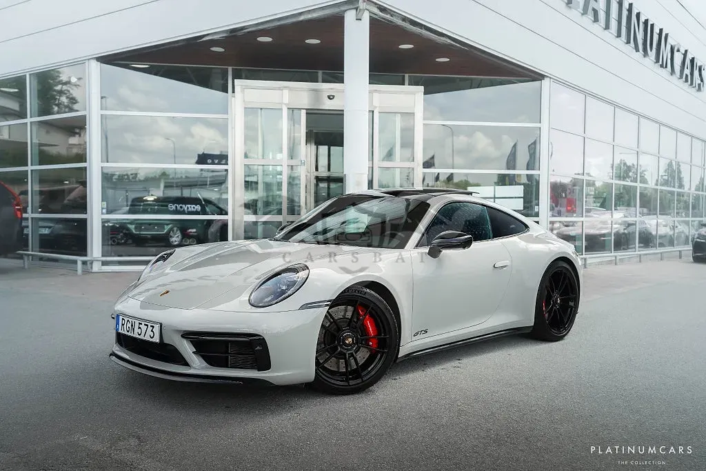 Porsche 911 2023