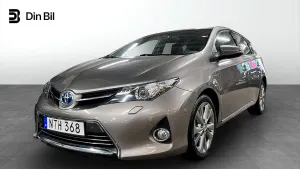 Toyota Auris 2015