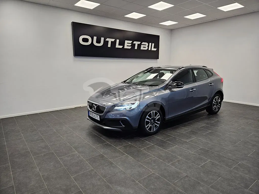 Volvo V40 2018