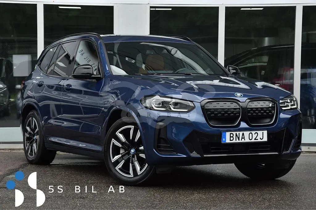 BMW iX3 2023