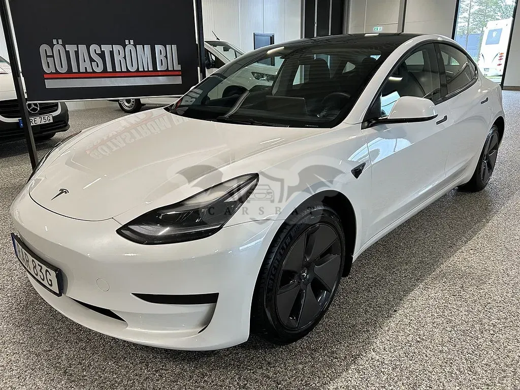Tesla Model 3 2023