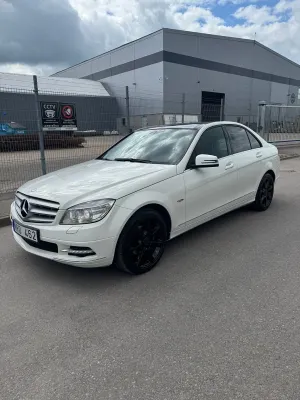 Mercedes-Benz C 2011