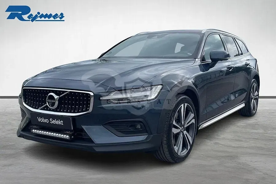 Volvo V60 2022