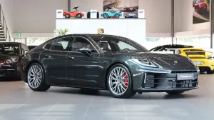 Porsche Panamera 2025
