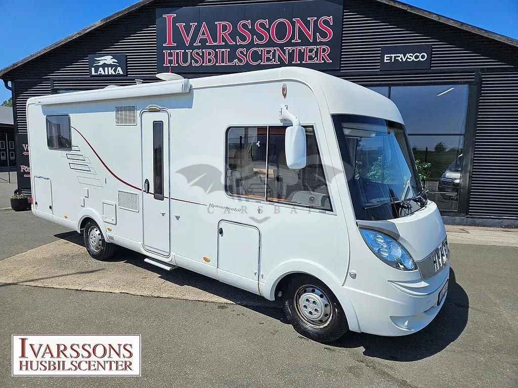 Hymer b 698 cl / queensbed / stort garage / 156hk / 4250kg 2010