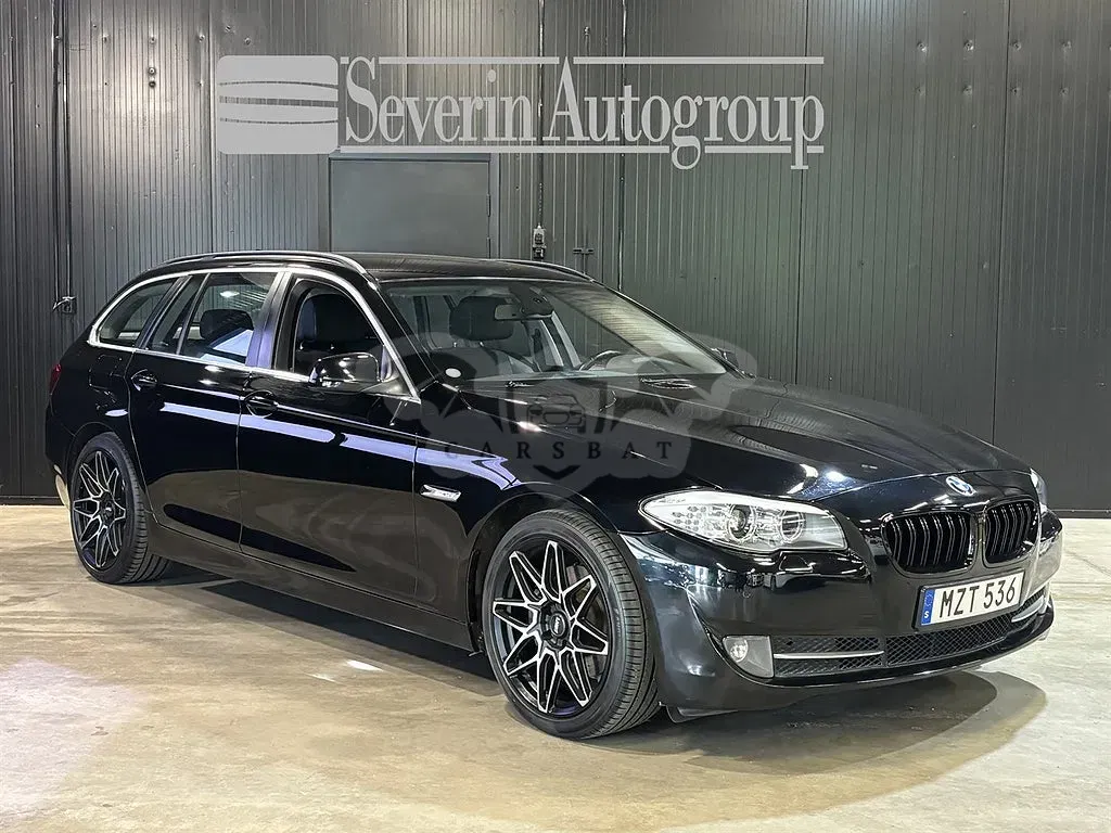 BMW 5 Series 520 2011