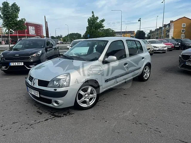 Renault Clio 2004
