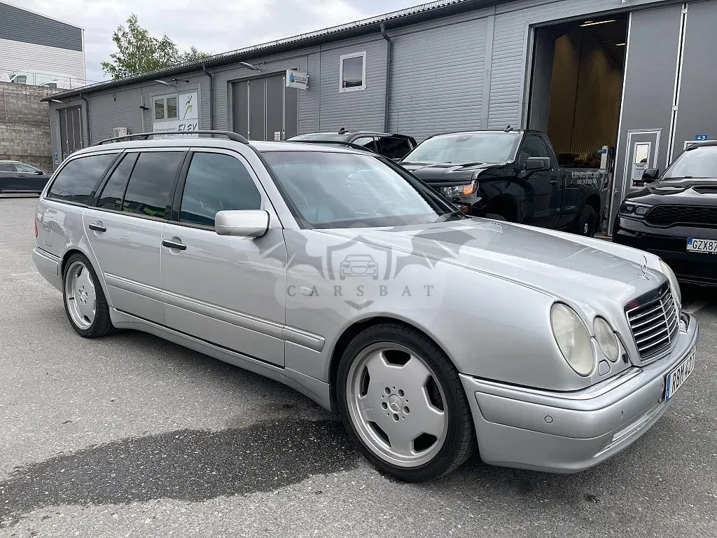 Mercedes-Benz E 1998