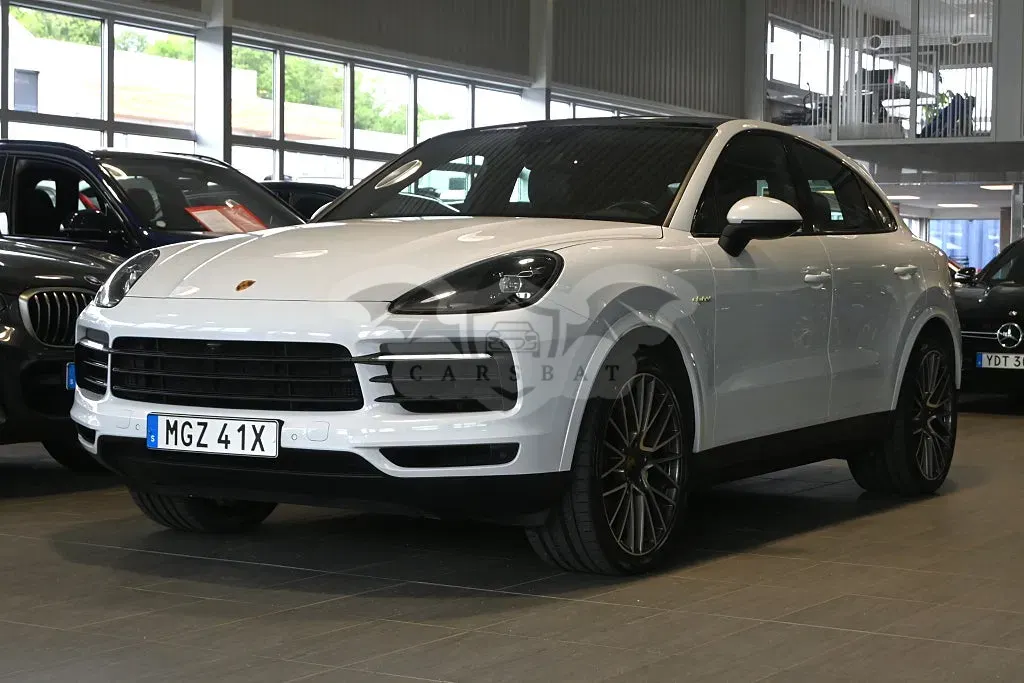 Porsche Cayenne 2021