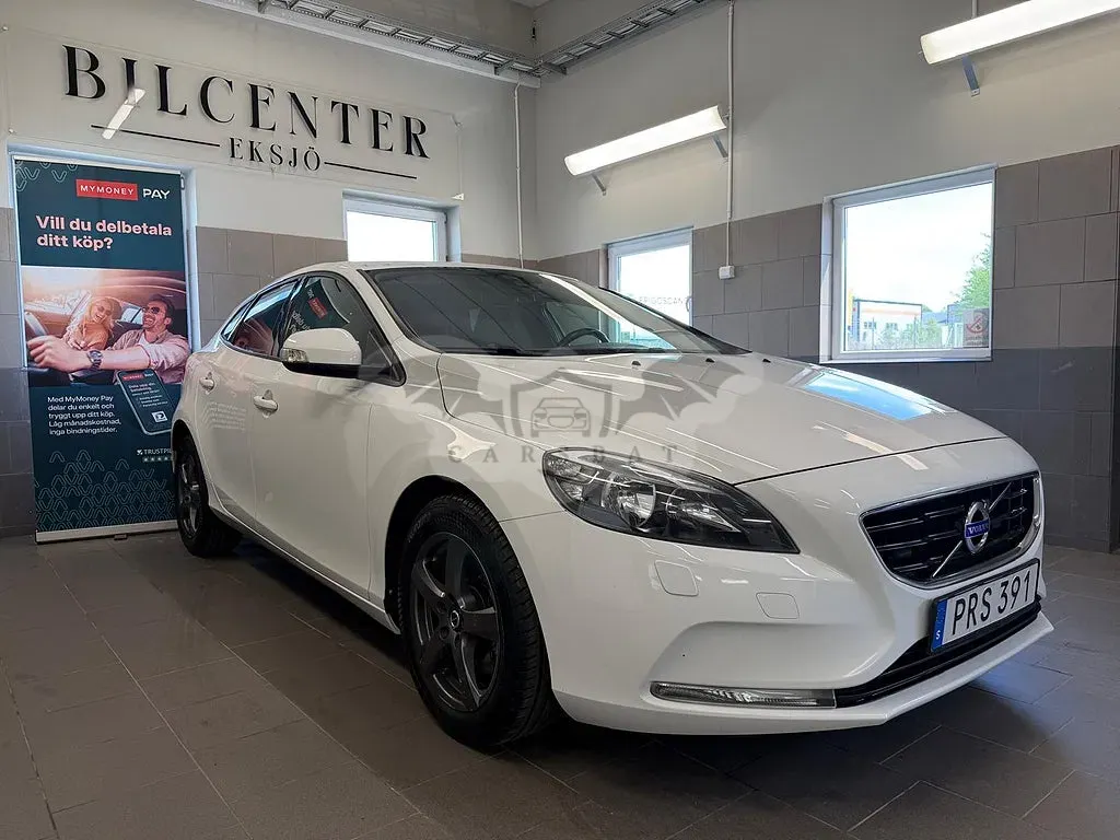 Volvo V40 2014