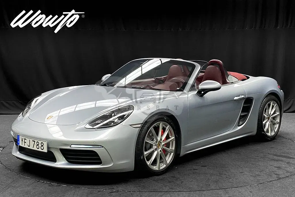 Porsche 718 2016