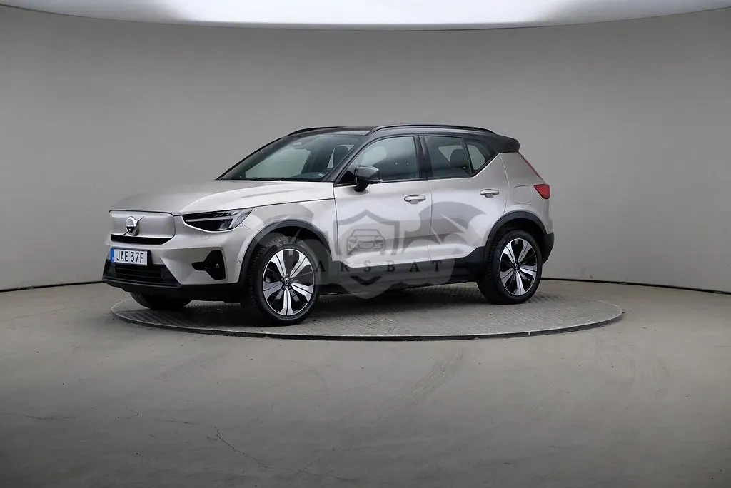 Volvo XC40 2023