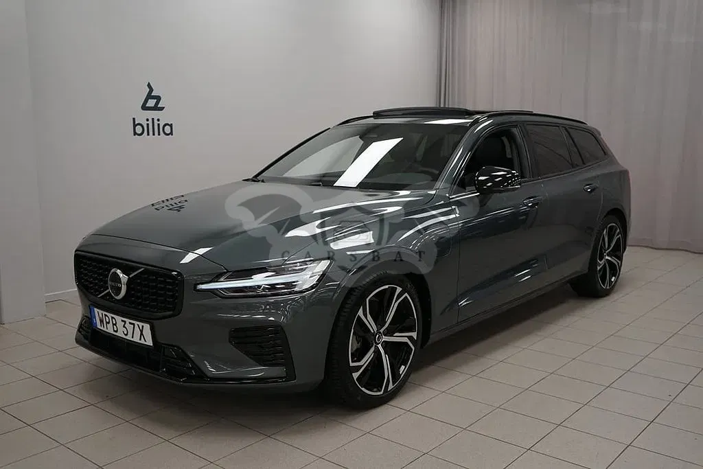 Volvo V60 2025