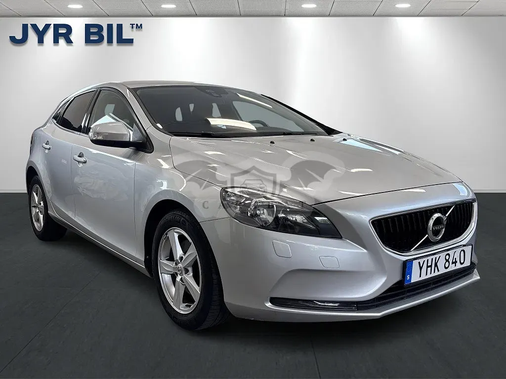 Volvo V40 2016