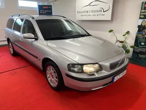 Volvo V70 2004