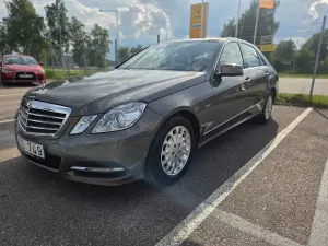 Mercedes-Benz E 2011