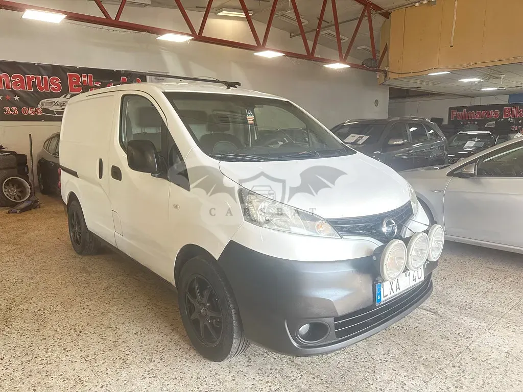 Nissan NV200 2011