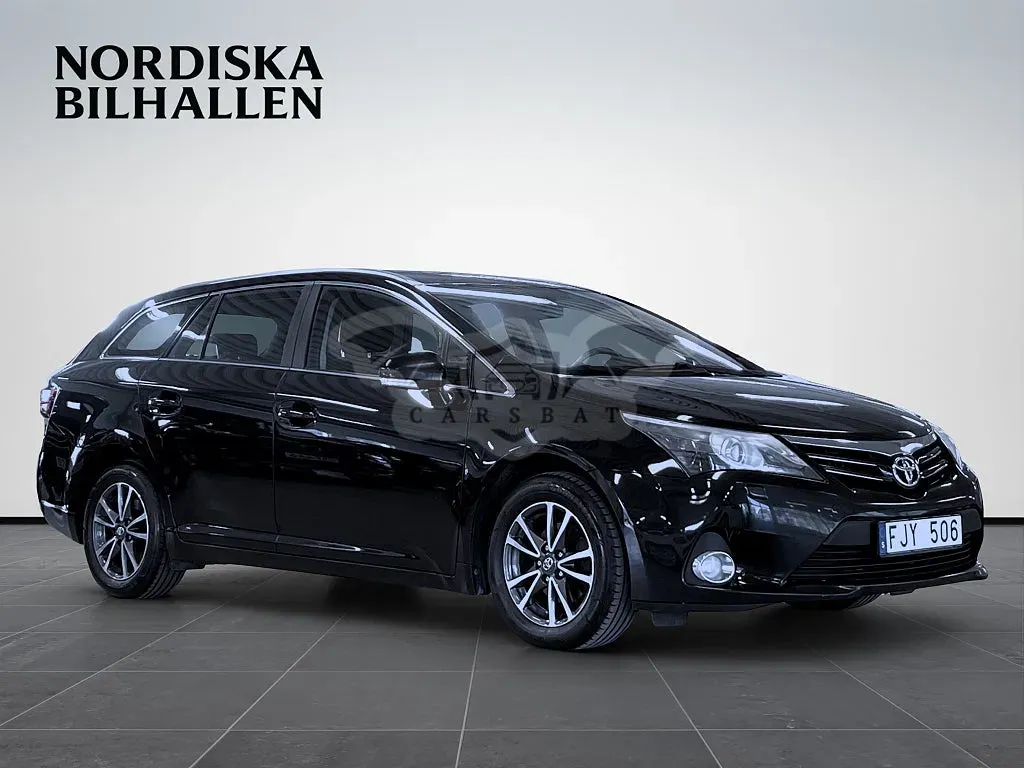 Toyota Avensis 2013