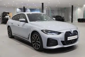 BMW i4 2023