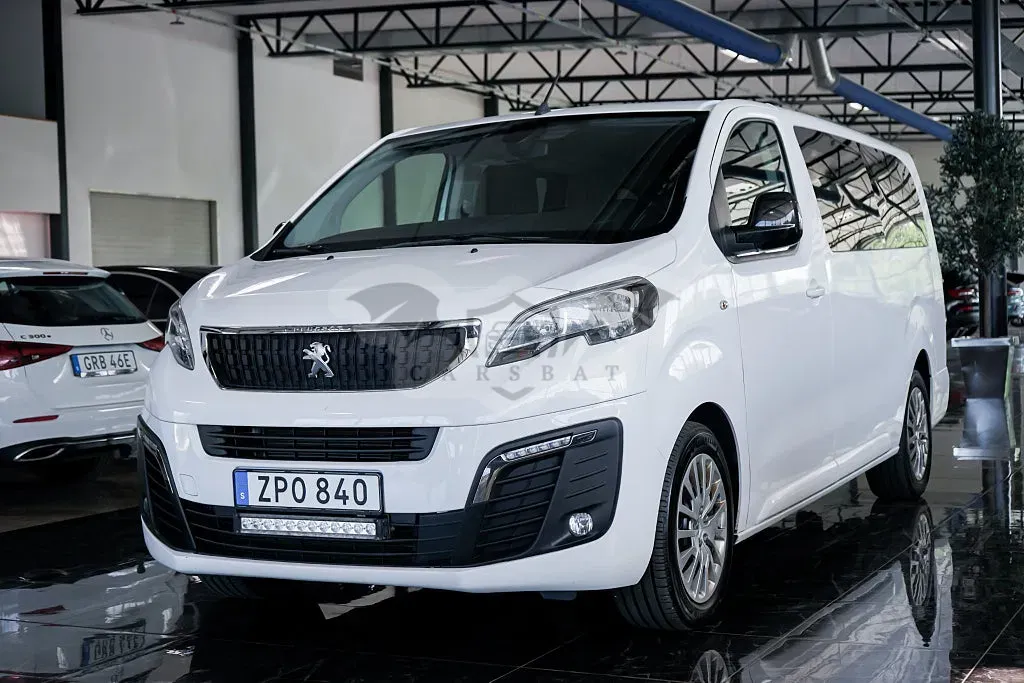 Peugeot Traveller 2022