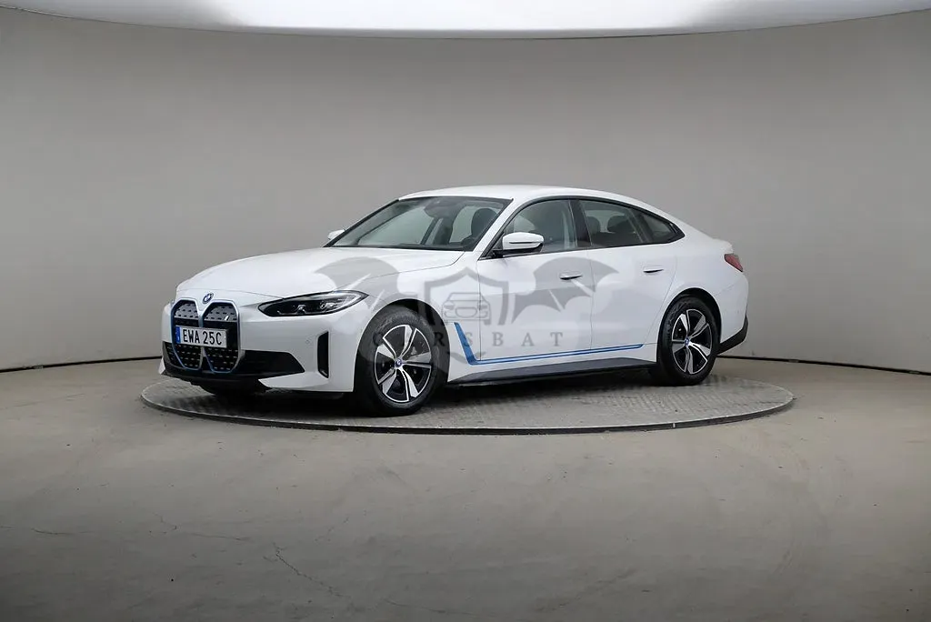 BMW i4 2023