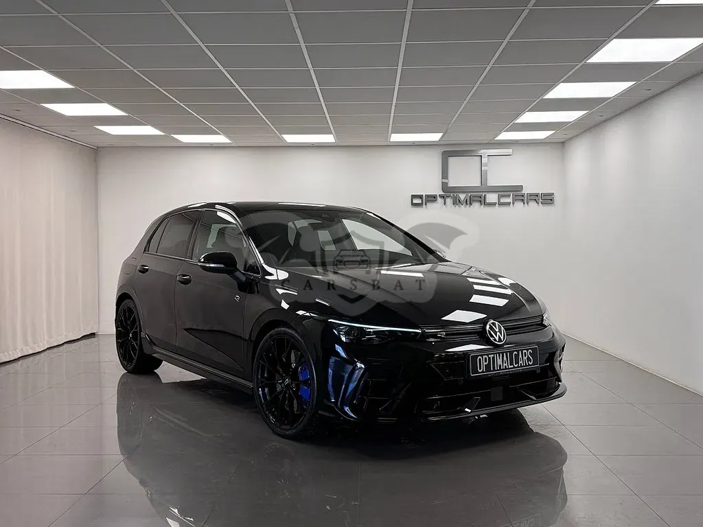 Volkswagen Golf 2024