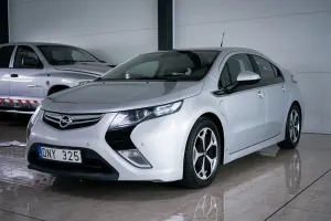 Opel Ampera 2012
