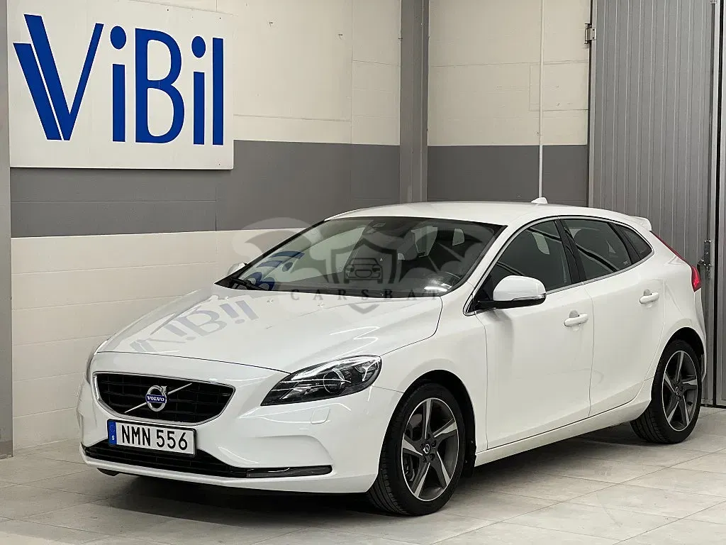 Volvo V40 2014