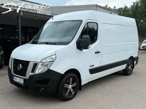 Nissan NV400 2013