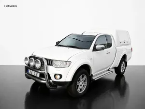 Mitsubishi L200 2011