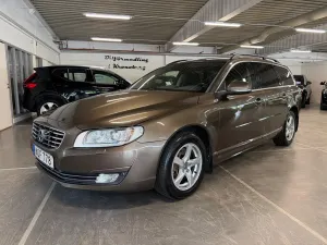 Volvo V70 2015