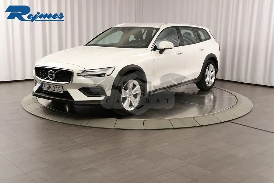 Volvo V60 2022