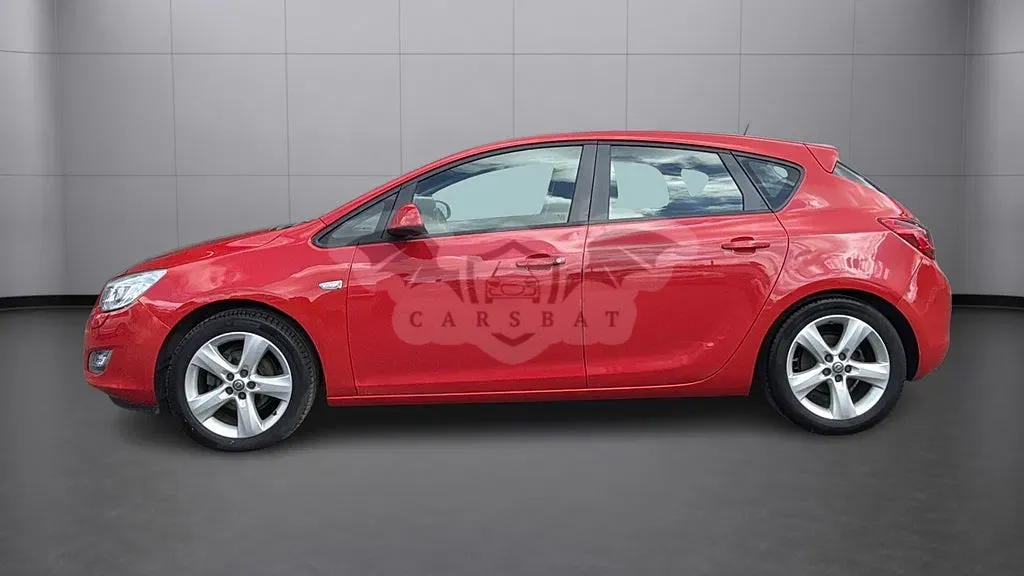 Opel Astra 2011