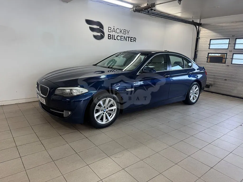 BMW 5 Series 528 2010