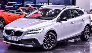 Volvo V40 2018