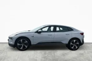 Polestar 4 2025
