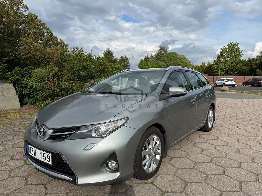 Toyota Auris 2014