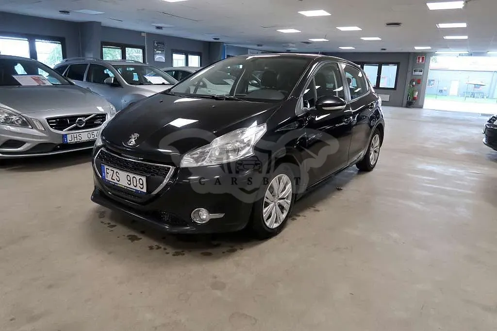 Peugeot 208 2012