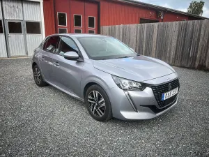 Peugeot 208 2021