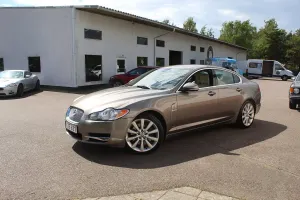 Jaguar XF 2010