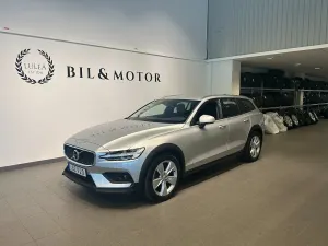 Volvo V60 2022