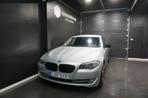 BMW 5 Series 530 2010
