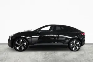 Polestar 4 2025