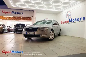 Skoda Superb 2011