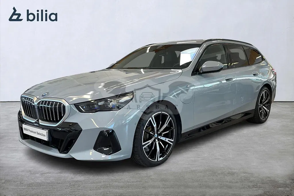 BMW 5 Series 530e 2025