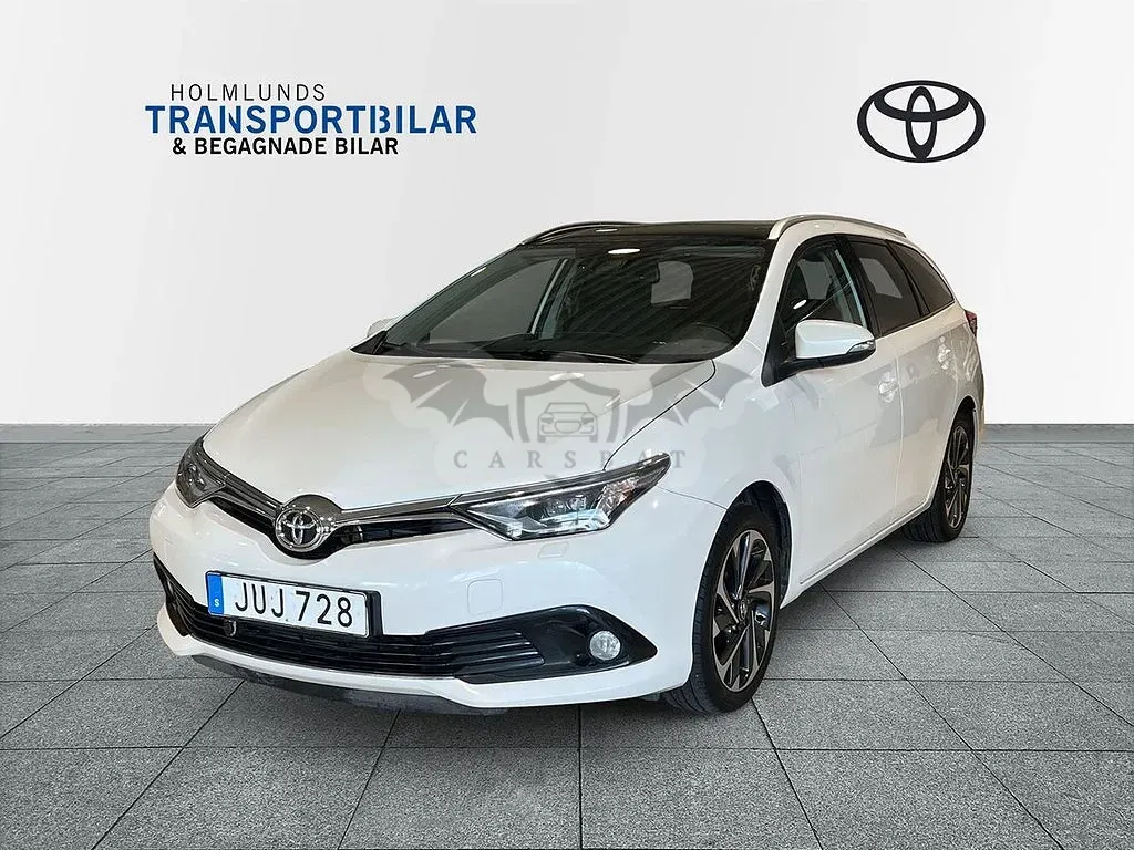 Toyota Auris 2015