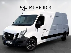 Nissan NV400 2019