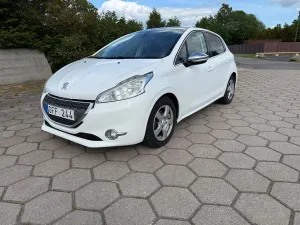 Peugeot 208 2013