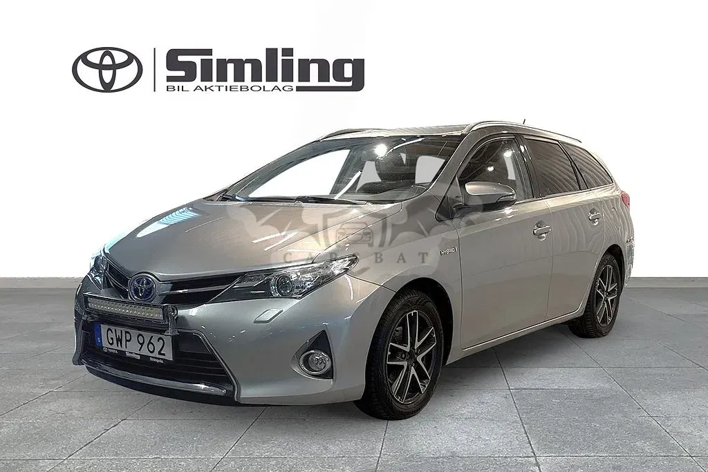 Toyota Auris 2015